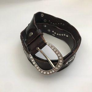 ✨FINAL PRICE✨Buckle dark brown studded belt